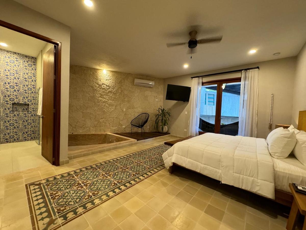 Frater Yucatan Hotel 巴利亚多利德 外观 照片