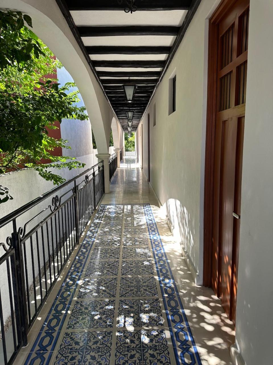 Frater Yucatan Hotel 巴利亚多利德 外观 照片